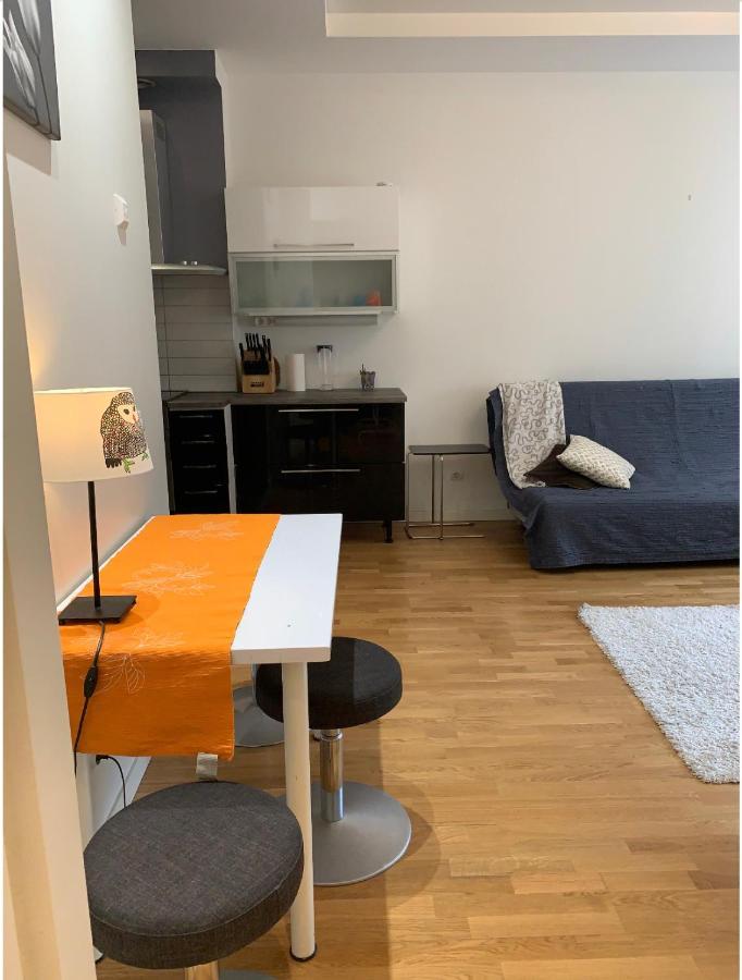 Lägenhet Big Studio Close To Center With Wifi