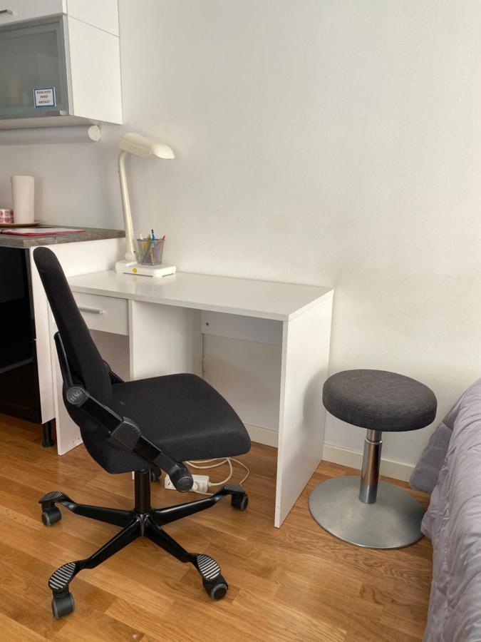 Big Studio Close To Center With Wifi Lägenhet Helsingfors